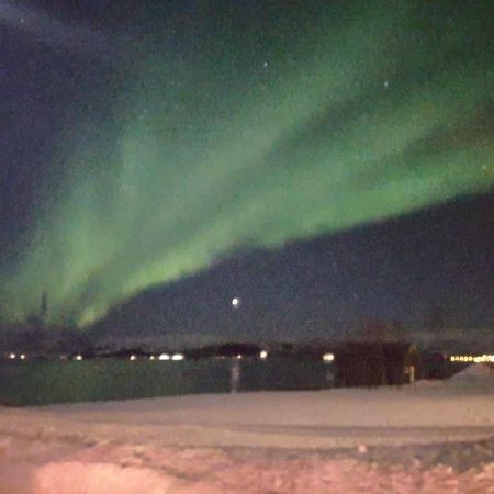 Nydelig Utsikt, Egen Leilighet Med To Parkeringer Movik  Экстерьер фото